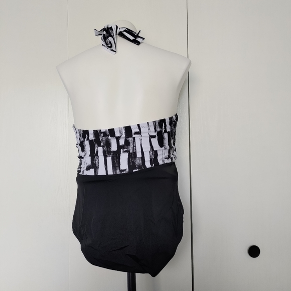 Swimsuits For All Black and White Halter One Piece Size 18 - Picture 4 of 5